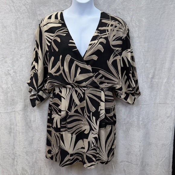 Halston Wrap Dress Womens 14 Black Palm Leaf Kimono Short Belted Pockets - Picture 2 of 9